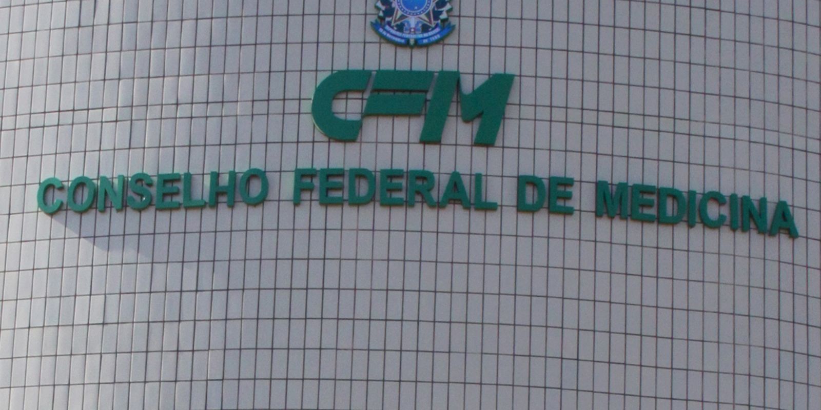 Assistolia é crueldade, diz presidente do Conselho Federal de Medicina