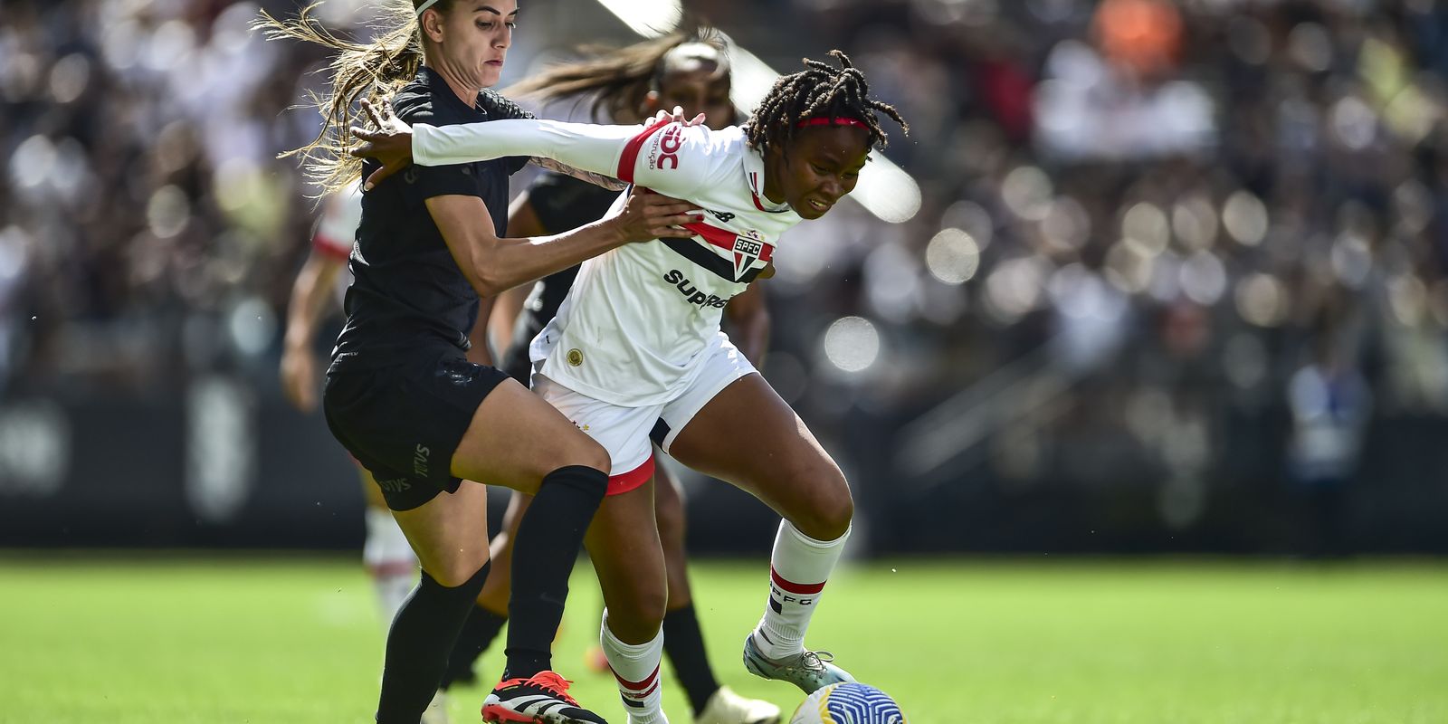 Brasileiro feminino: São Paulo e Corinthians iniciam disputa do título