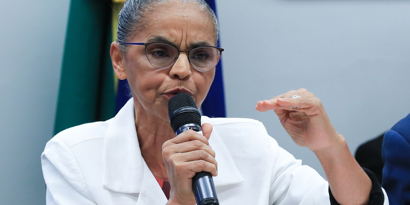 Marina reforça responsabilidade privada na prevenção de incêndios