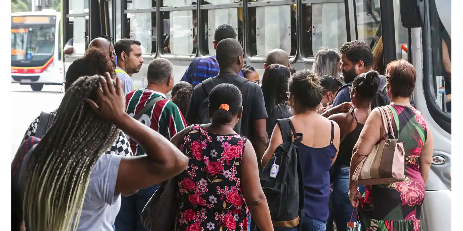 Total de mulheres responsáveis por domicílios cresce, revela Censo