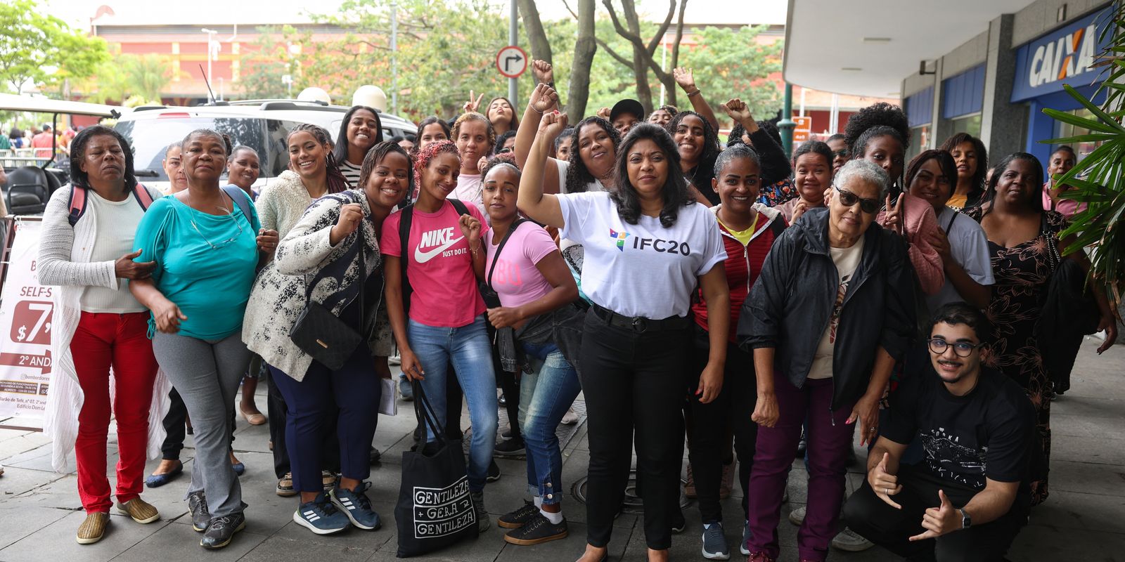 Liderança de favela pede visibilidade para moradores no G20 Social