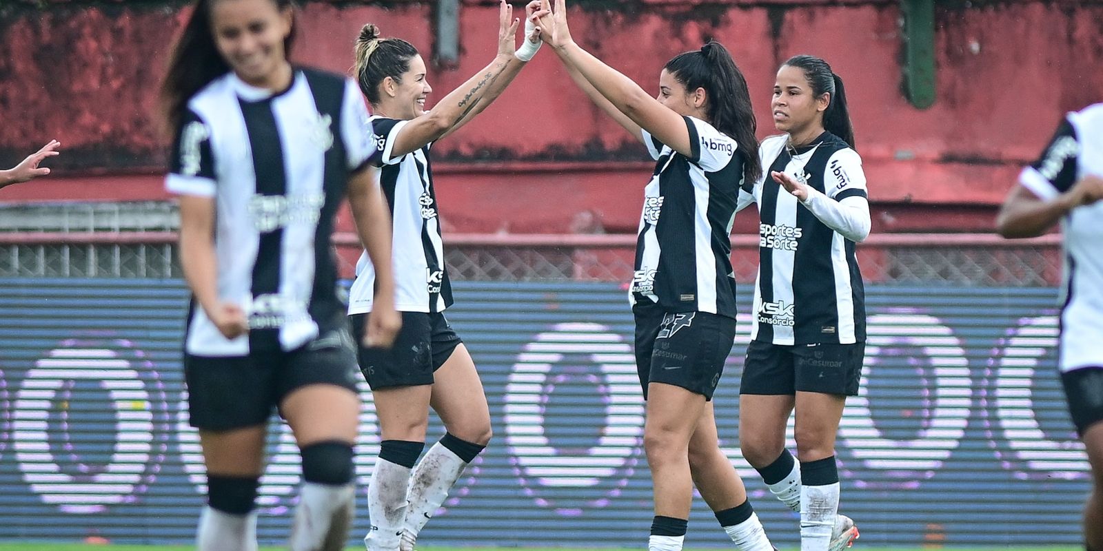 Paulistão Feminino: Corinthians vence Sao Paulo em 1º jogo da semi