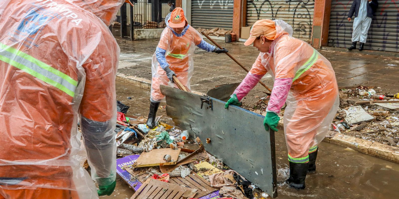 Serviço de limpeza urbana está presente em 99,8% dos municípios